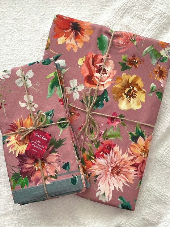 Sur La Table Other - NEW Sur La Table Fall Botanical Table Runner & Napkin Set 100% Cotton